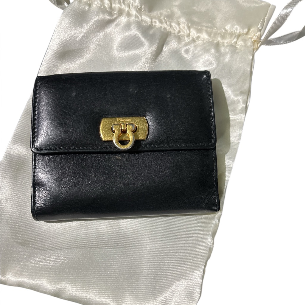 Authentic Ferragamo Black Leather Trifold Wallet Gold With Callouts